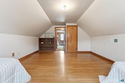 87 Lewis Street Middletown CT 06457