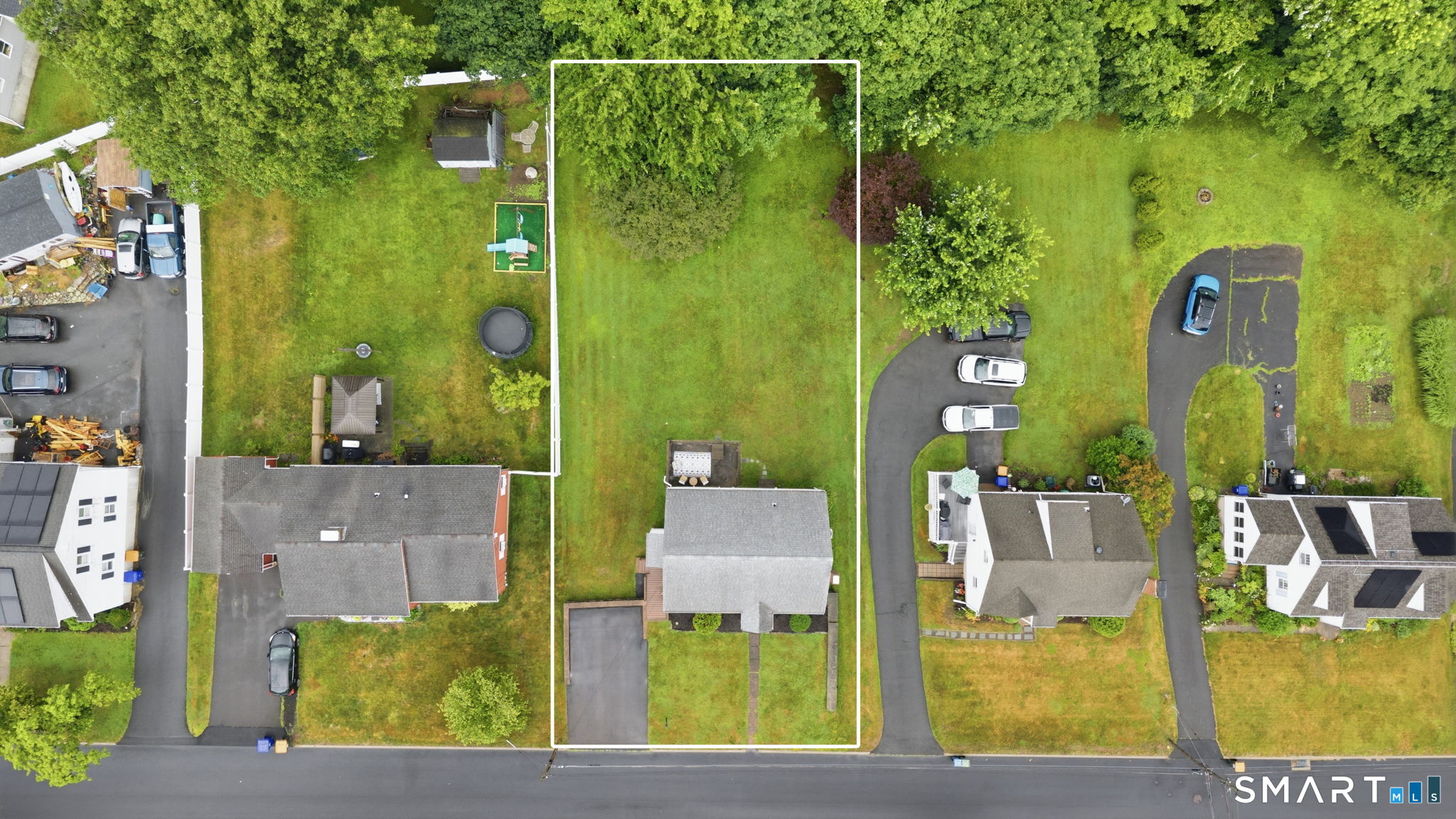 87 Lewis Street Middletown CT 06457