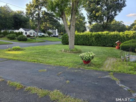 930 Delilah Drive Windsor CT 06095