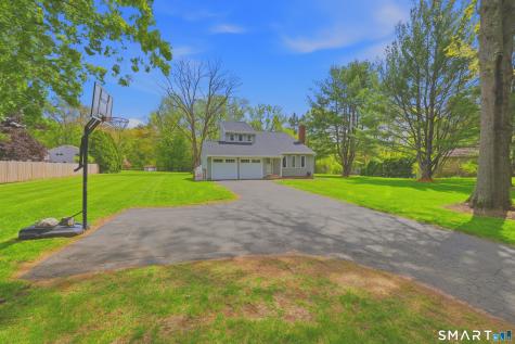 206 Hartford Avenue East Granby CT 06026