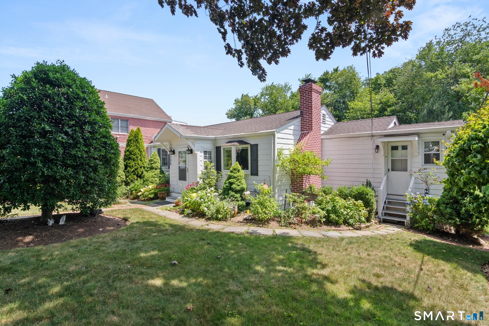 298 Strawberry Hill Avenue Norwalk CT 06851