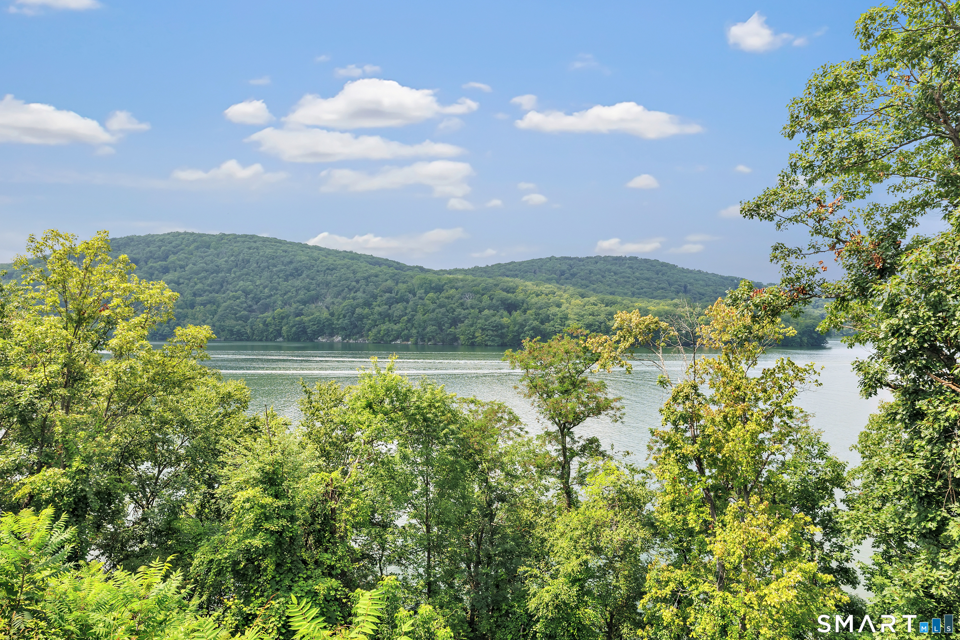 262 Great Plain Road Danbury CT 06810
