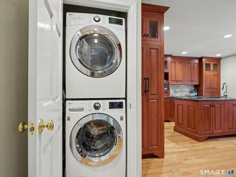 48 Chestnut Hill Lane Stamford CT 06903