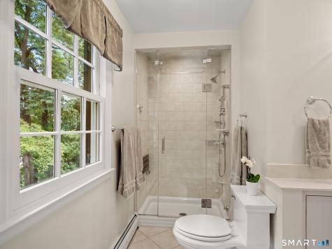 48 Chestnut Hill Lane Stamford CT 06903