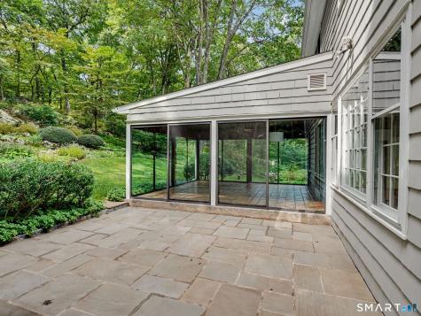 48 Chestnut Hill Lane Stamford CT 06903