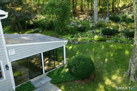 48 Chestnut Hill Lane Stamford CT 06903