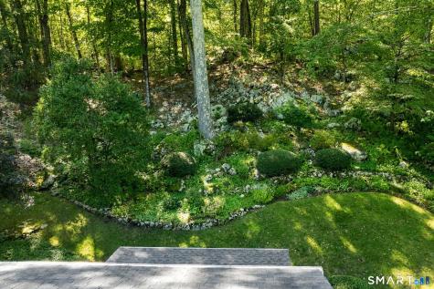 48 Chestnut Hill Lane Stamford CT 06903