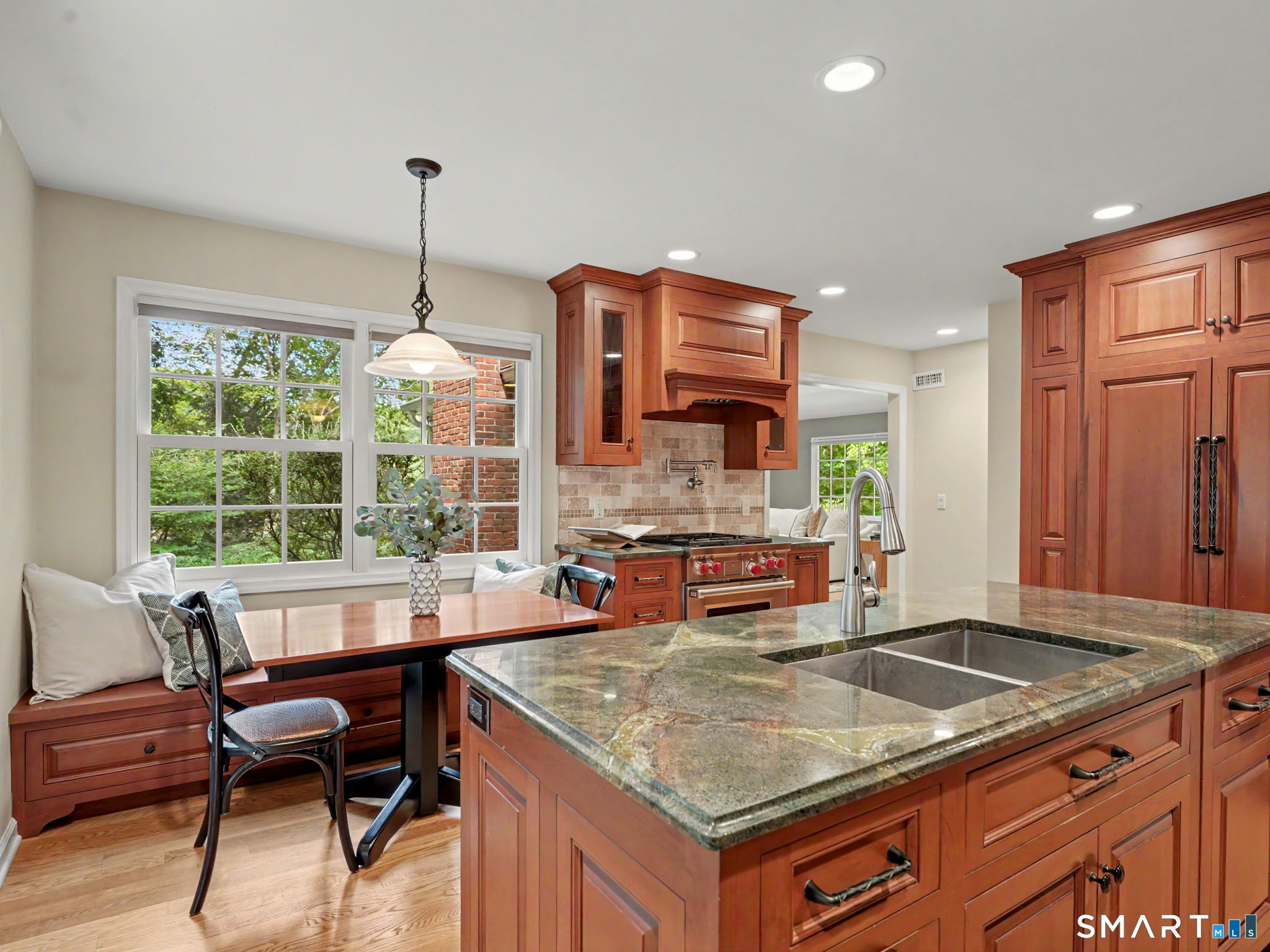 48 Chestnut Hill Lane Stamford CT 06903