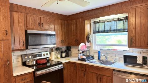 36 Woodybrook Road Windsor CT 06095