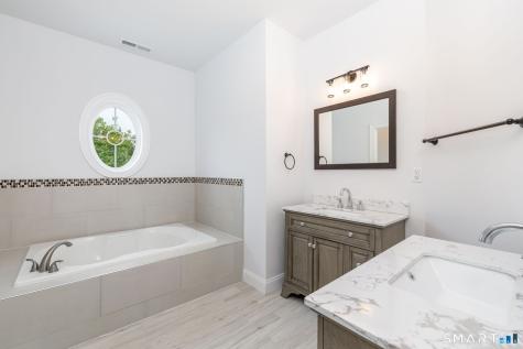 2 Syleo Lane Salem CT 06420