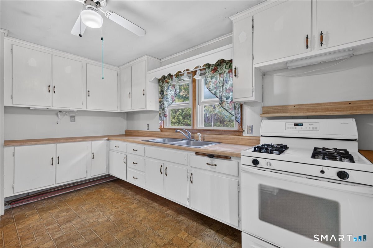 29 Lisbon Road Canterbury CT 06331