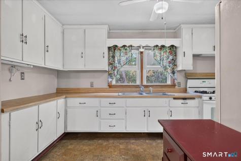 29 Lisbon Road Canterbury CT 06331