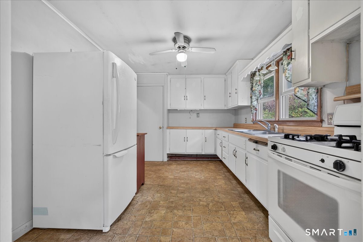 29 Lisbon Road Canterbury CT 06331