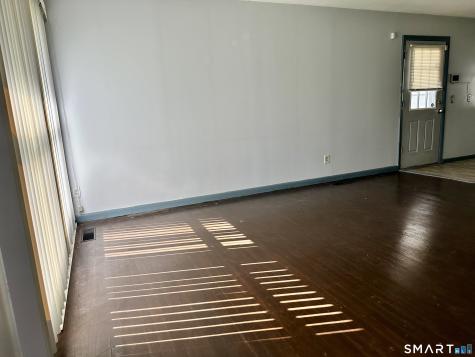 118 Bradley Terrace Derby CT 06418