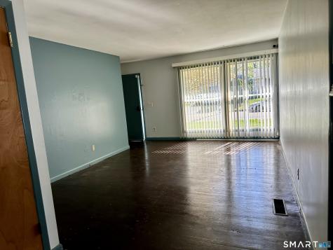 118 Bradley Terrace Derby CT 06418