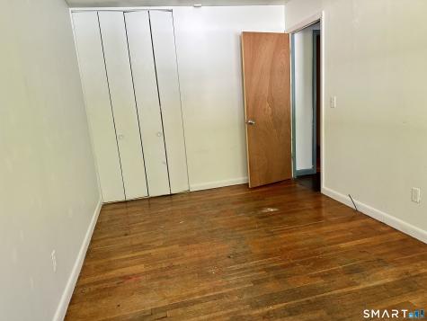 118 Bradley Terrace Derby CT 06418