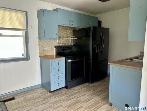 118 Bradley Terrace Derby CT 06418