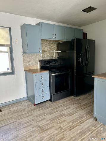 118 Bradley Terrace Derby CT 06418