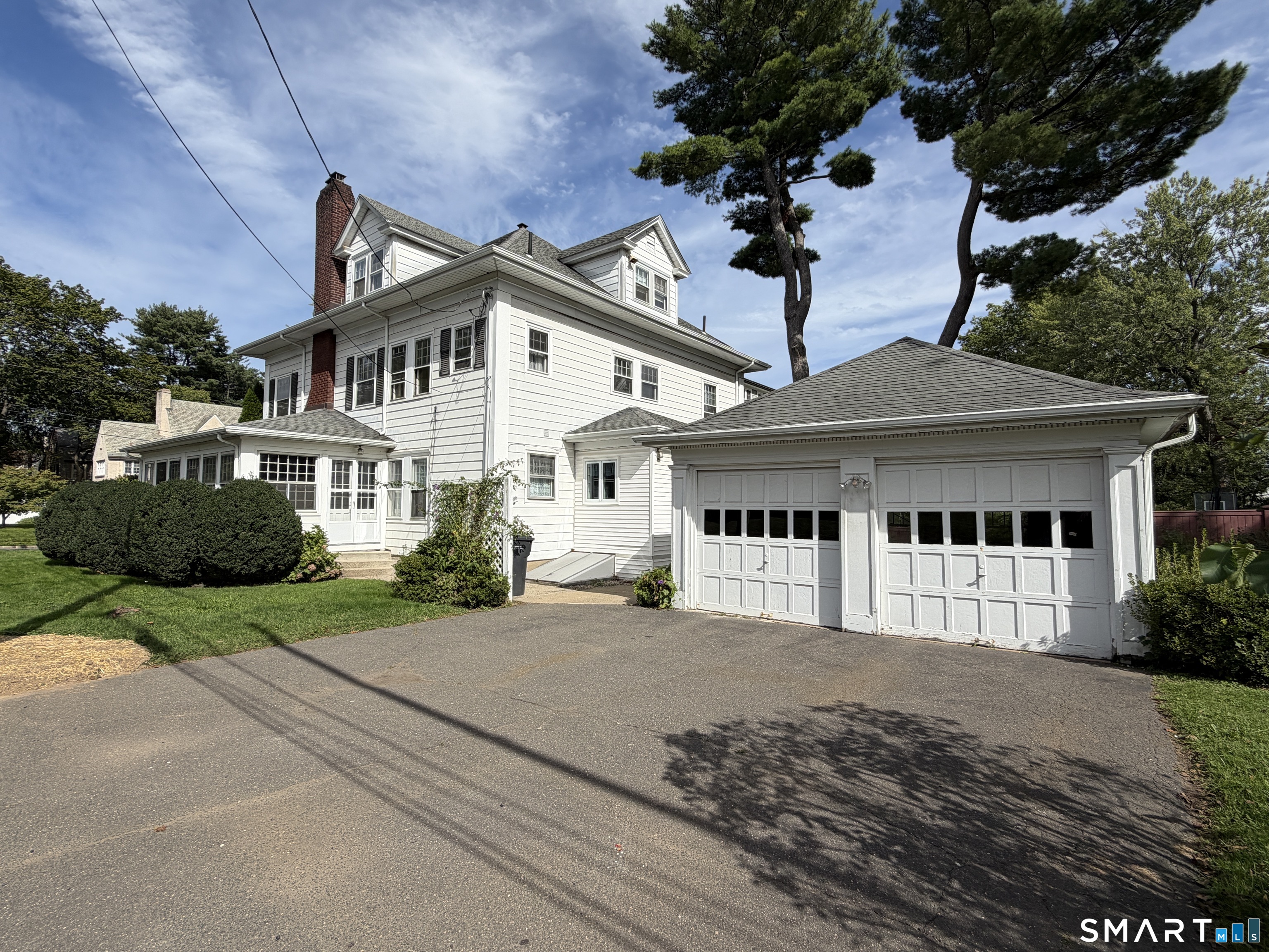145 Elizabeth Street Hartford CT 06105