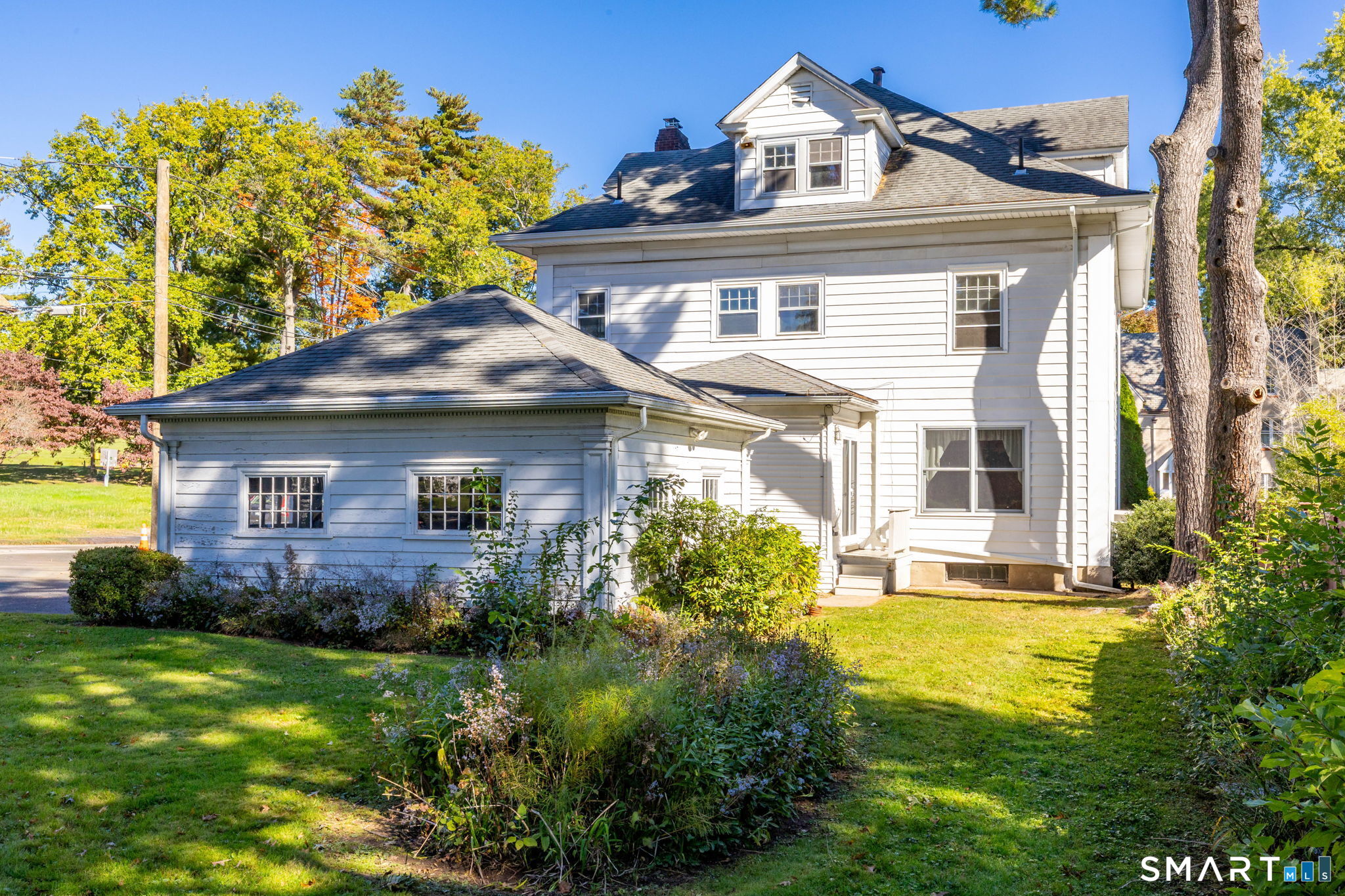 145 Elizabeth Street Hartford CT 06105