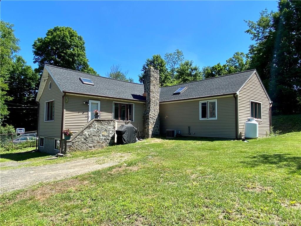 5 Lafayette Road New Fairfield CT 06812