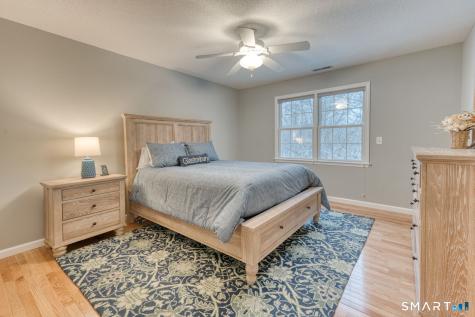 186 Imperial Drive Glastonbury CT 06033