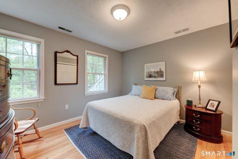 186 Imperial Drive Glastonbury CT 06033