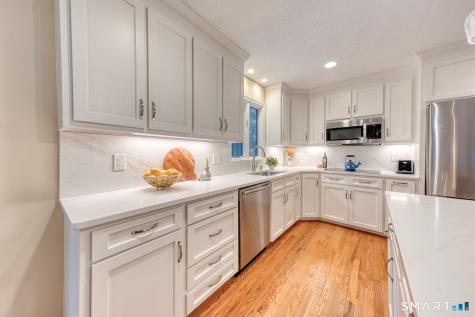 186 Imperial Drive Glastonbury CT 06033