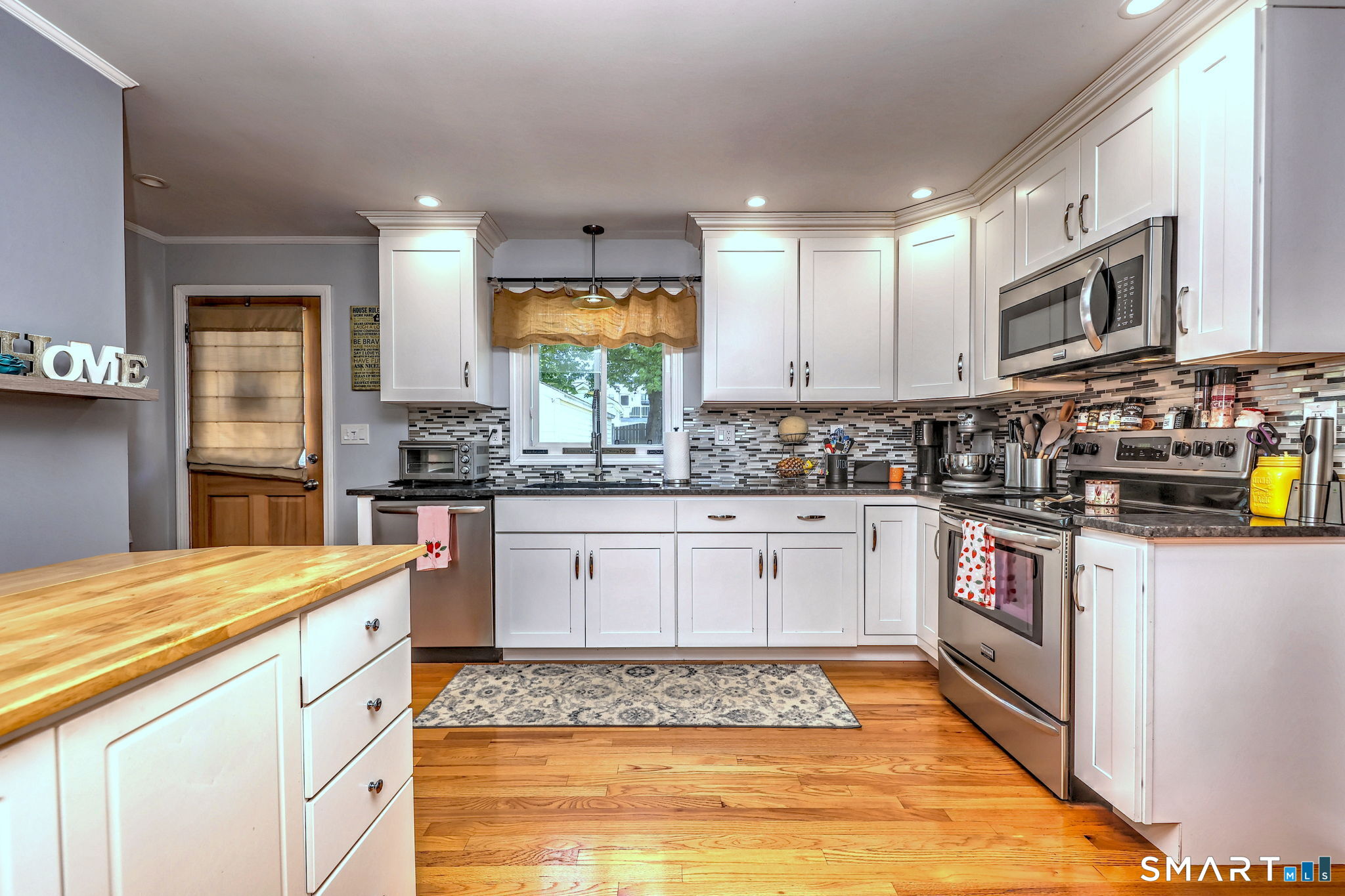 281 Kelsey Avenue West Haven CT 06516