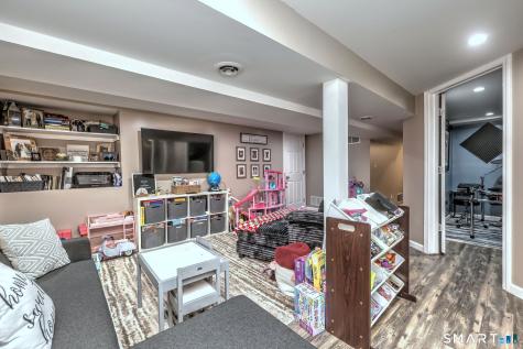 281 Kelsey Avenue West Haven CT 06516