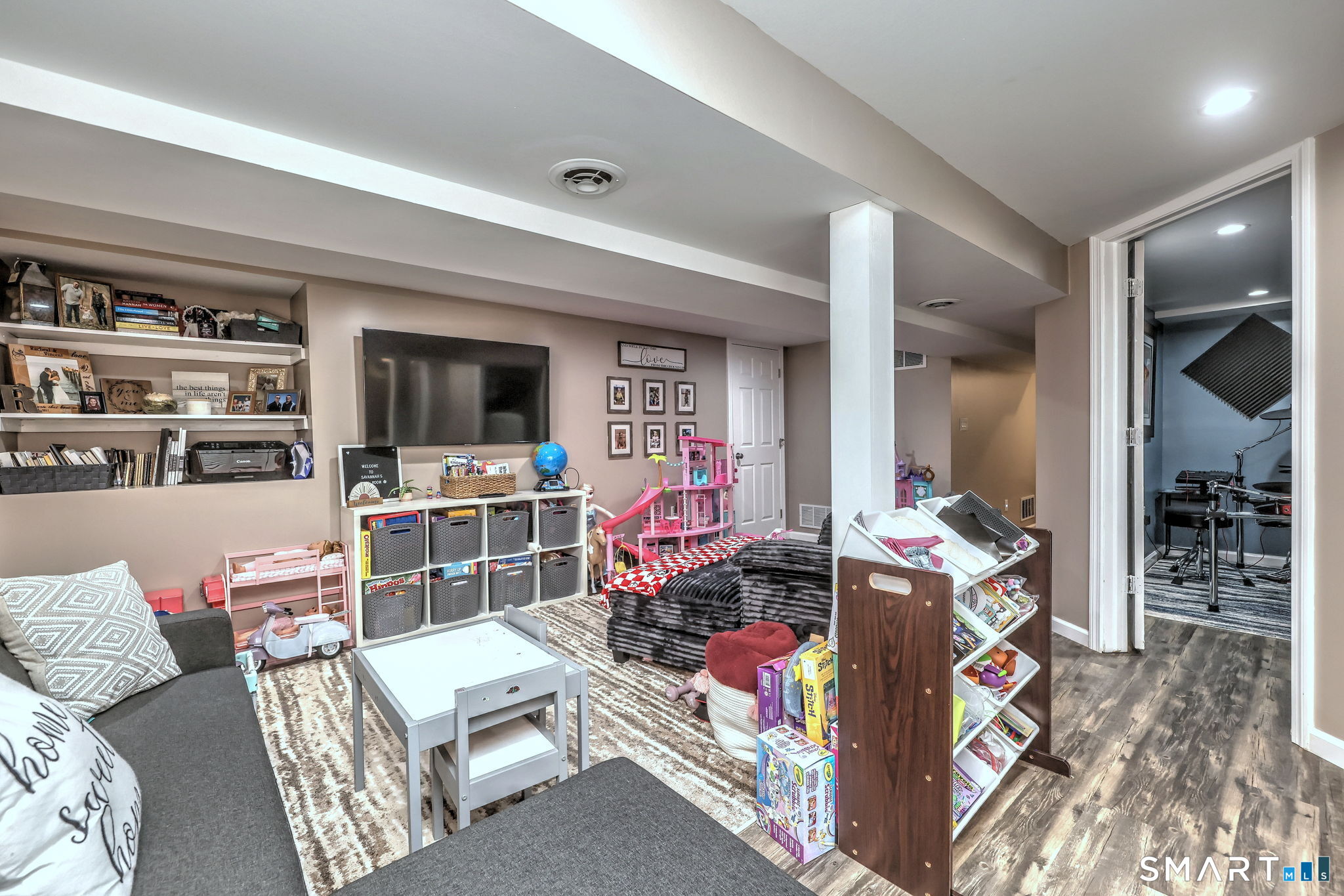 281 Kelsey Avenue West Haven CT 06516
