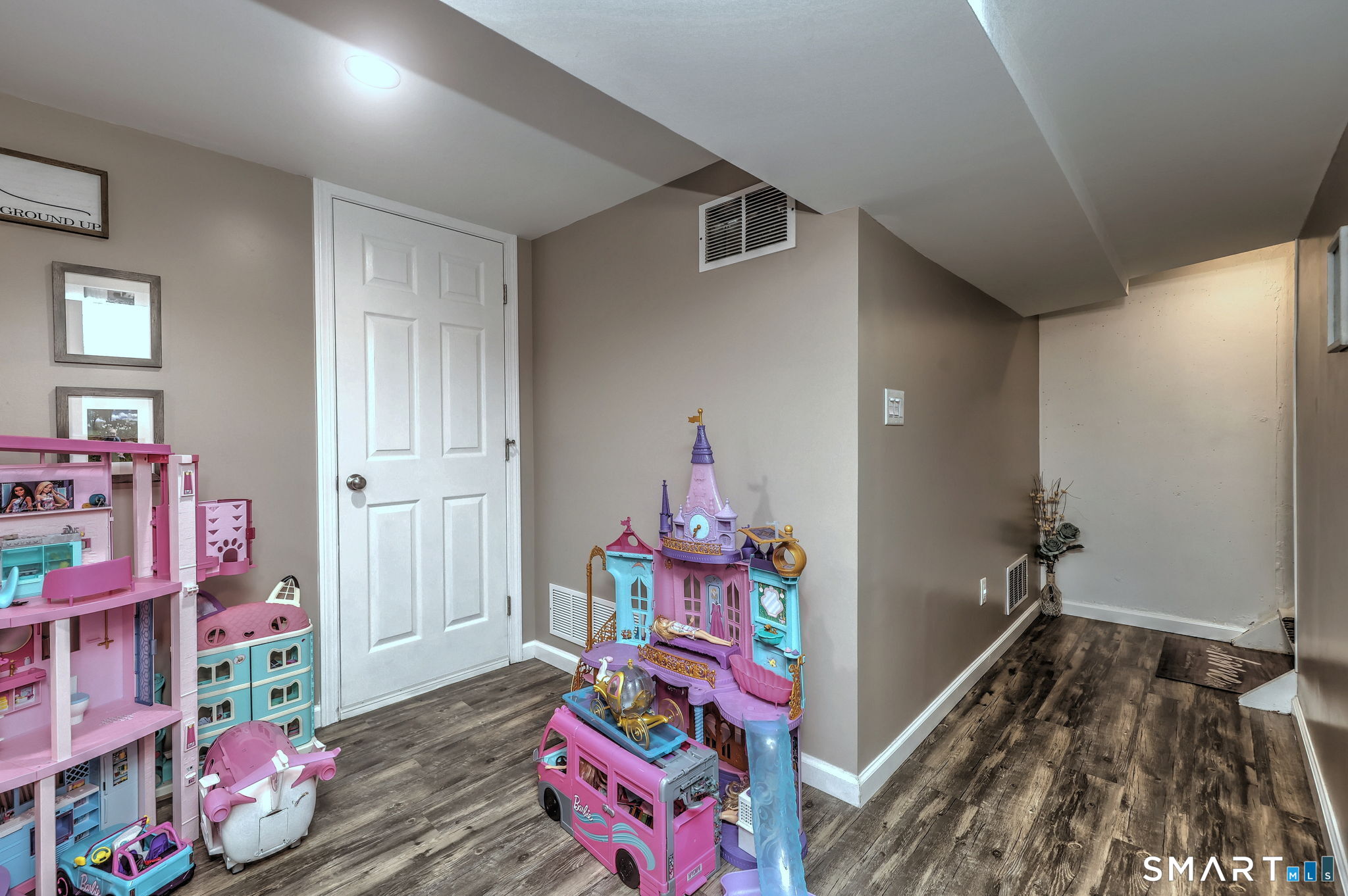 281 Kelsey Avenue West Haven CT 06516