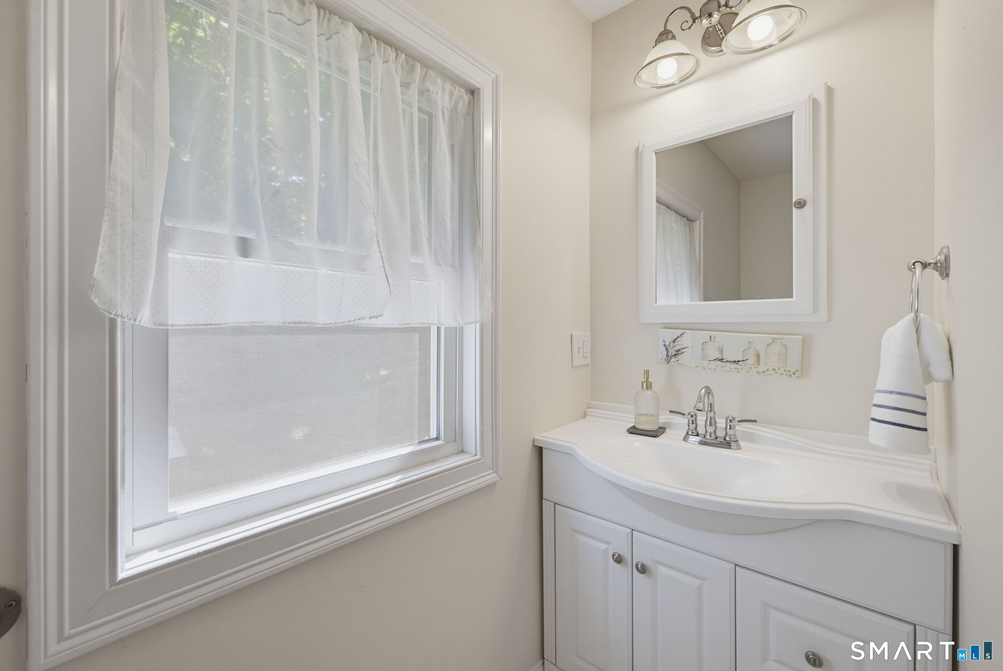 75 Millstream Road Hebron CT 06231