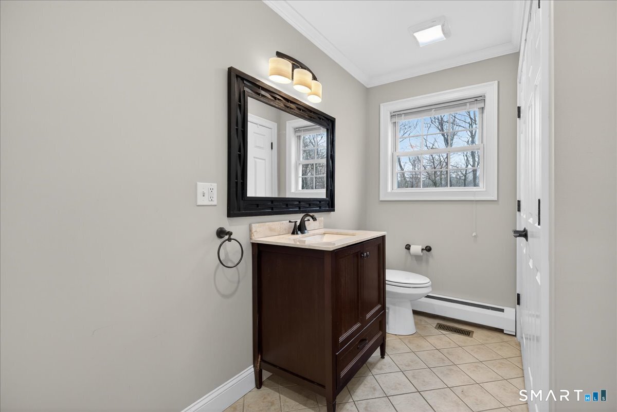 22 Emerald Lane Bethany CT 06524