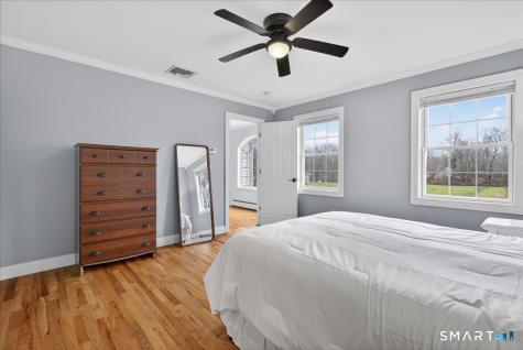 22 Emerald Lane Bethany CT 06524