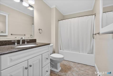 22 Emerald Lane Bethany CT 06524