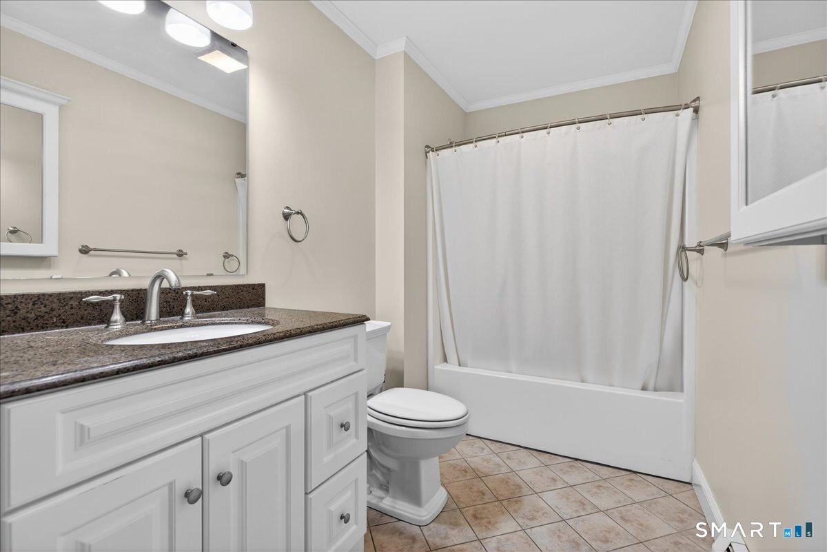 22 Emerald Lane Bethany CT 06524