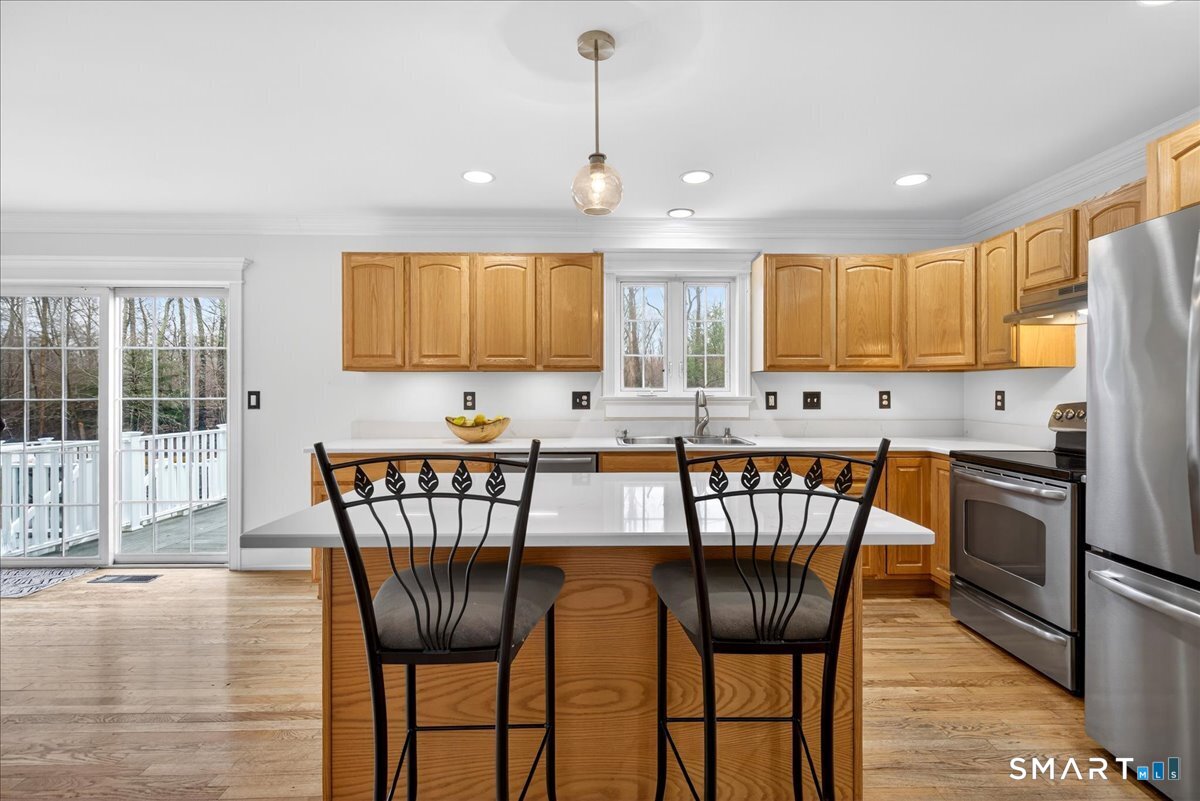 22 Emerald Lane Bethany CT 06524