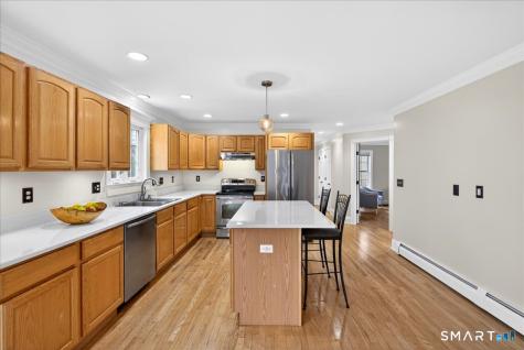 22 Emerald Lane Bethany CT 06524