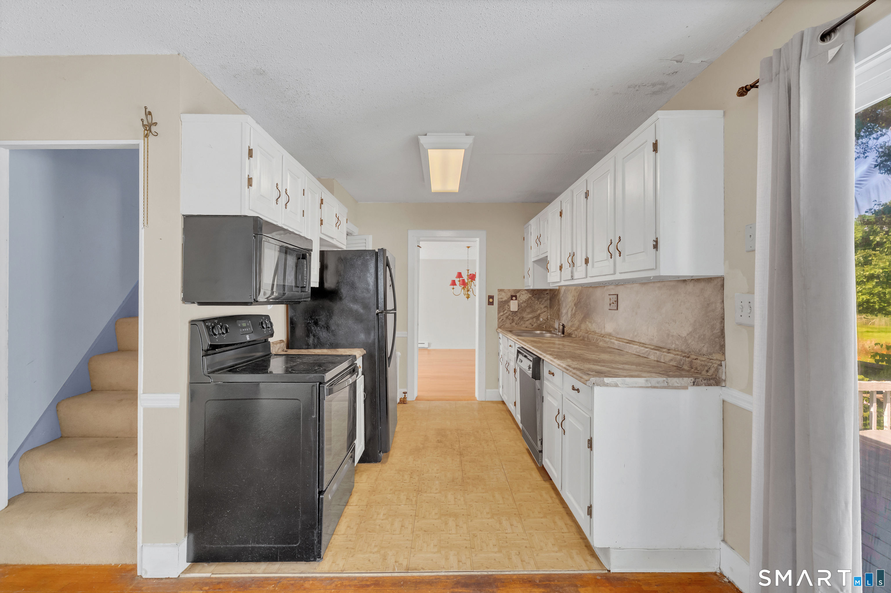 12 Sunnieside Drive East Lyme CT 06357