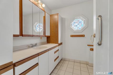 12 Sunnieside Drive East Lyme CT 06357