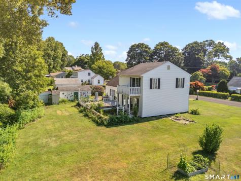 12 Sunnieside Drive East Lyme CT 06357