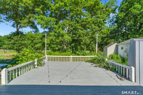12 Sunnieside Drive East Lyme CT 06357