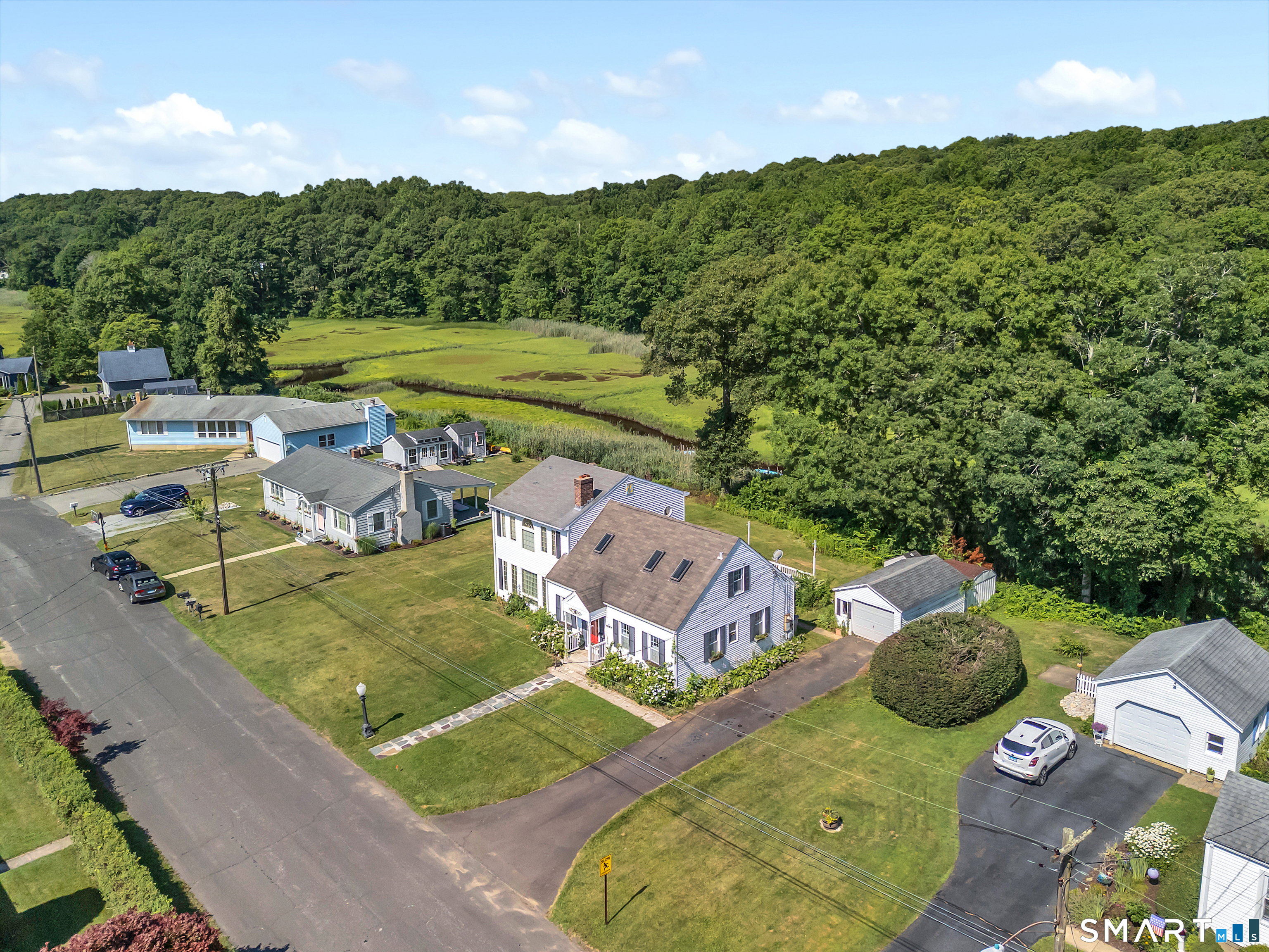 12 Sunnieside Drive East Lyme CT 06357