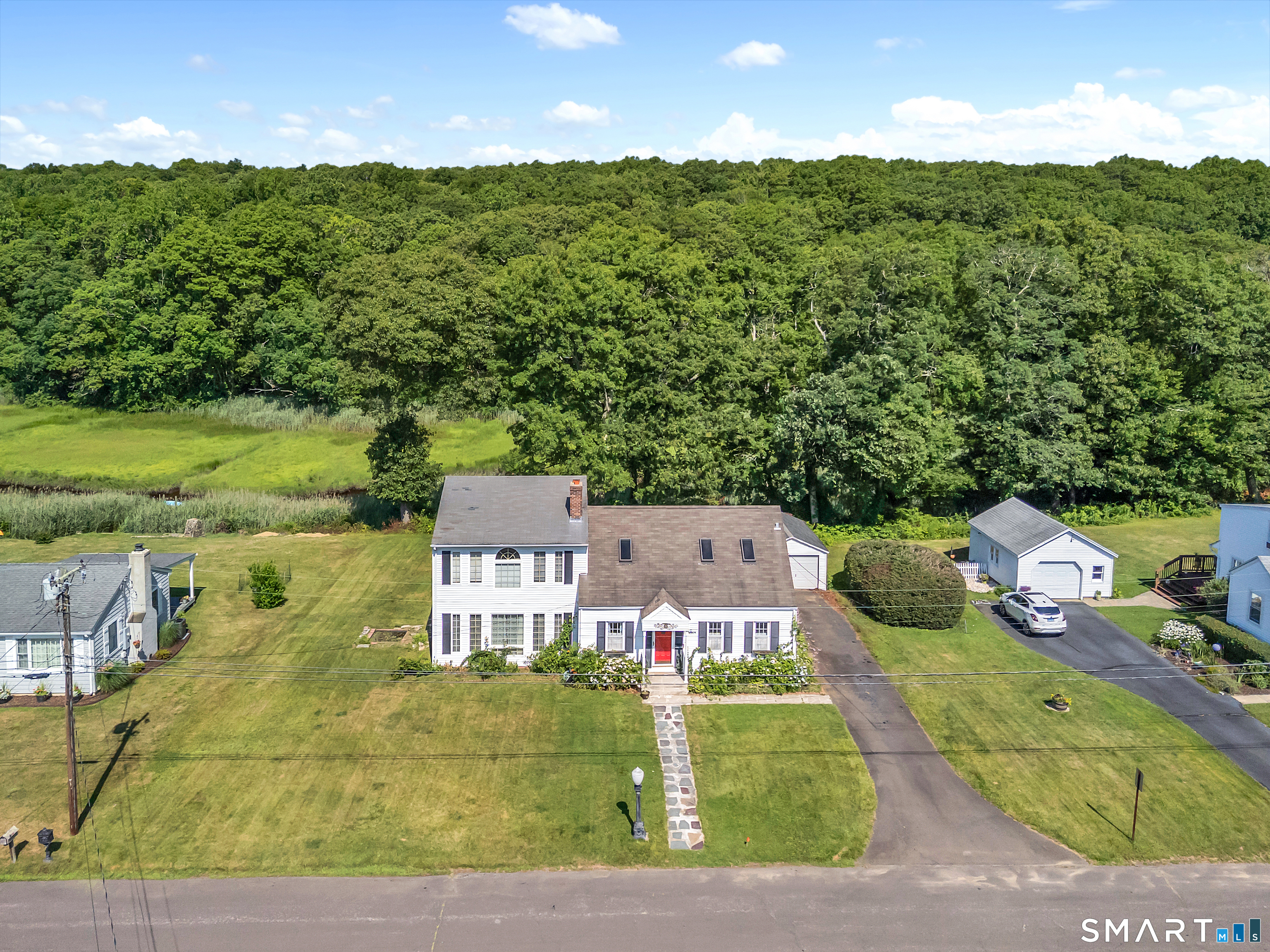 12 Sunnieside Drive East Lyme CT 06357