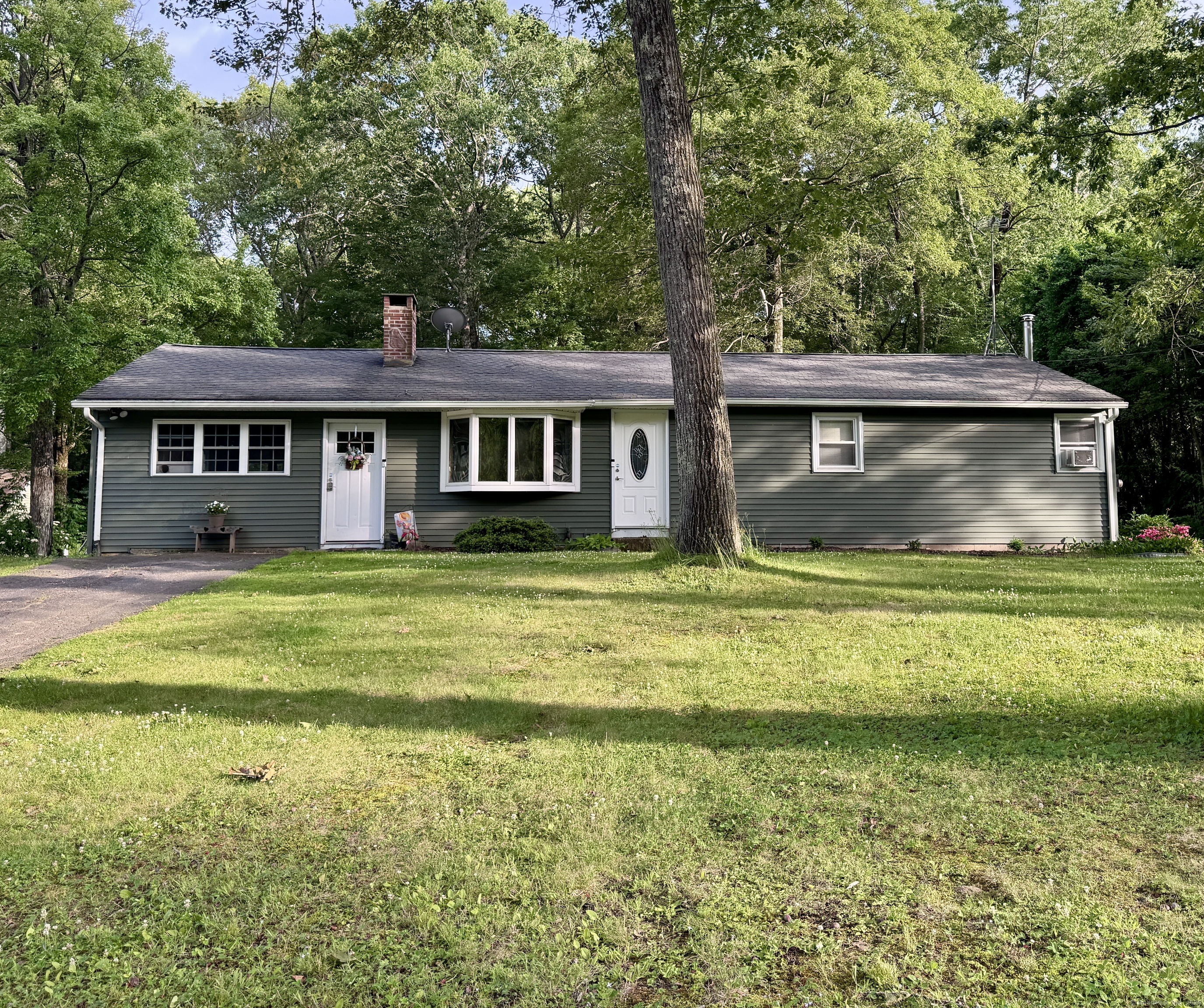 51 Little Brook Road New Hartford CT 06057
