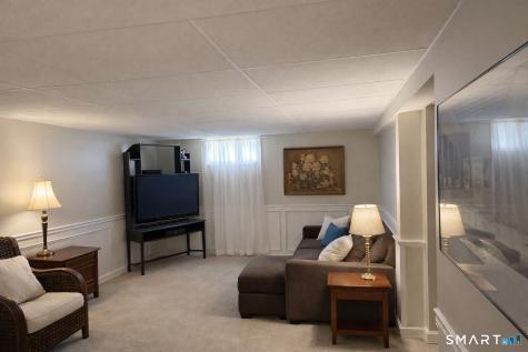 3 Seventh Street Newington CT 06111