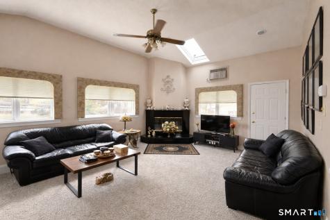 3 Seventh Street Newington CT 06111