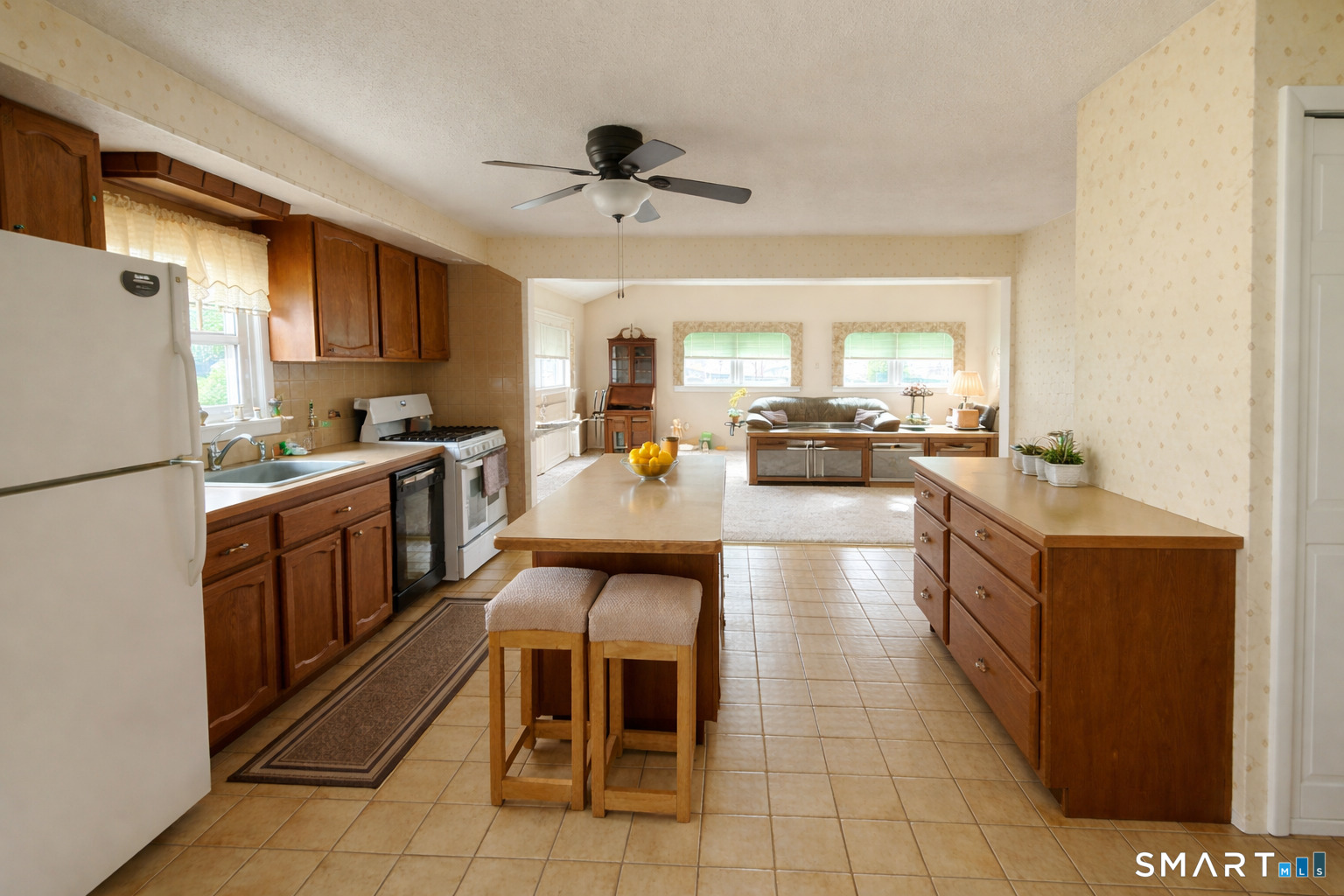 3 Seventh Street Newington CT 06111