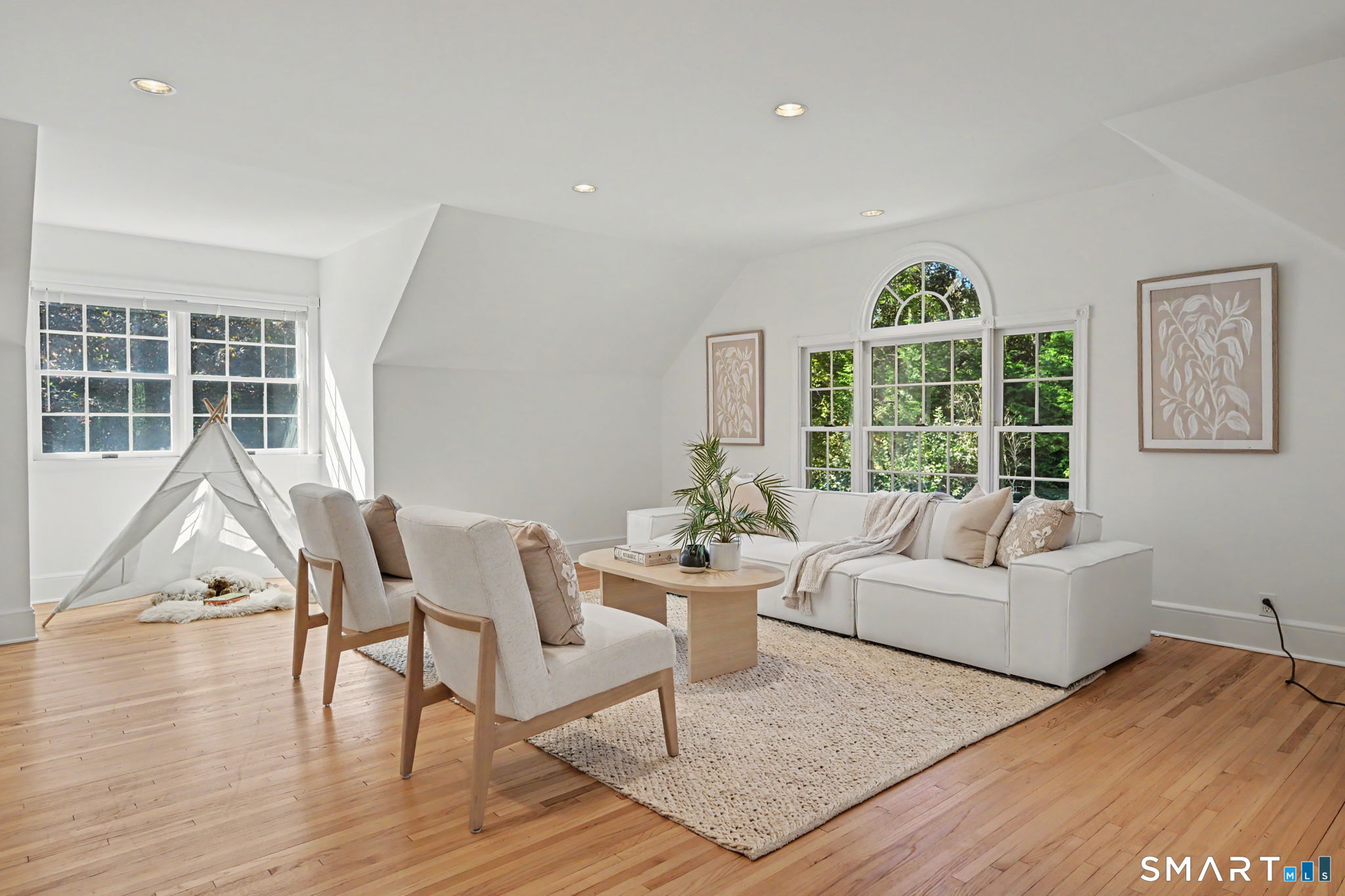 67 West Hills Road New Canaan CT 06840